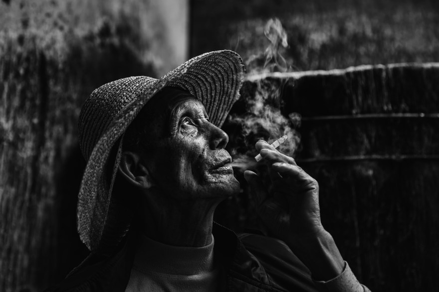 his thoughts vanish fast as smoke